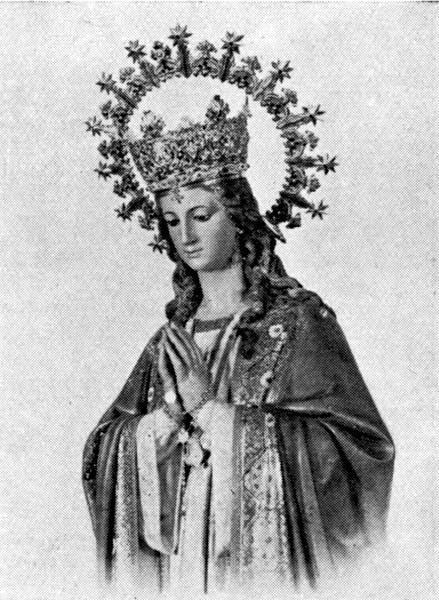 La Inmaculada Concepción patrona del colegio ya coronada